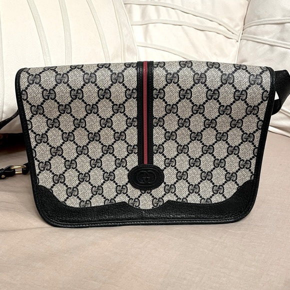 Vintage Gucci Crossbody Bag - Picture 1 of 15